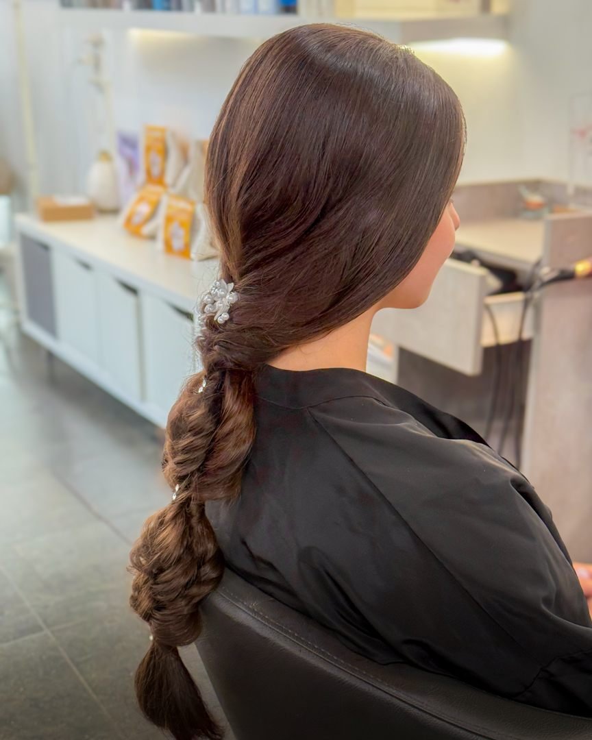 Trenza para graduación, vista de espalda